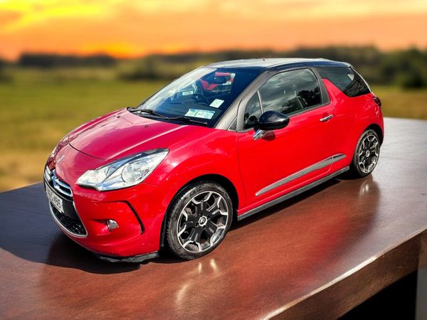 Citroen DS 3 Hatchback, Diesel, 2014, Red