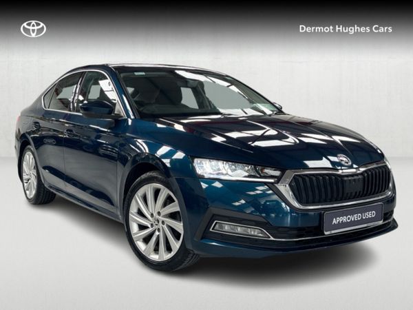 Skoda Octavia Hatchback, Diesel, 2021, Blue