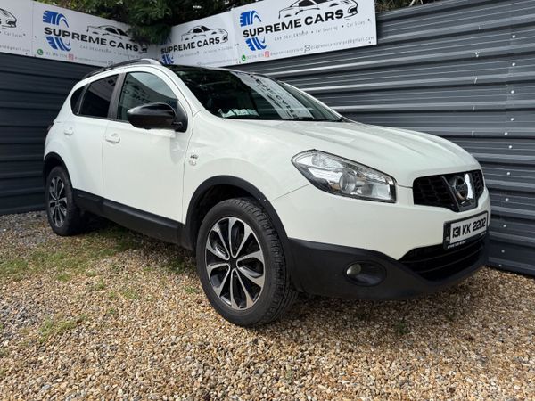 Nissan Qashqai Hatchback, Diesel, 2013, White