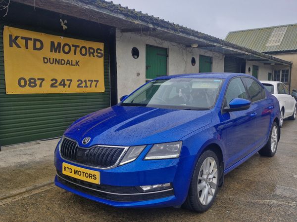 Skoda Octavia Hatchback, Diesel, 2018, Blue