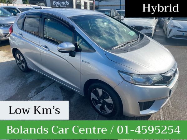 Honda Fit Hatchback, Petrol Hybrid, 2016, Silver