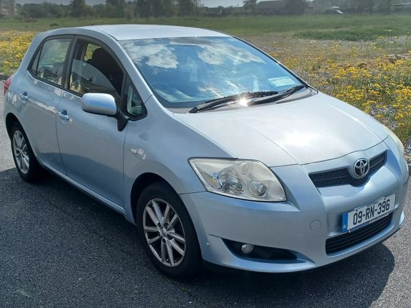 Toyota Auris Hatchback, Diesel, 2009, Blue