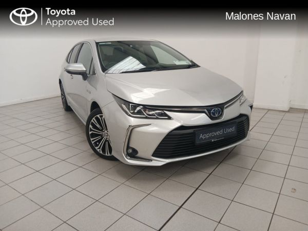 Toyota Corolla Saloon, Petrol Hybrid, 2022, Silver
