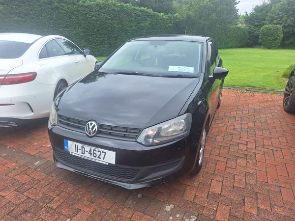 Volkswagen Polo Hatchback, Petrol, 2011, Black