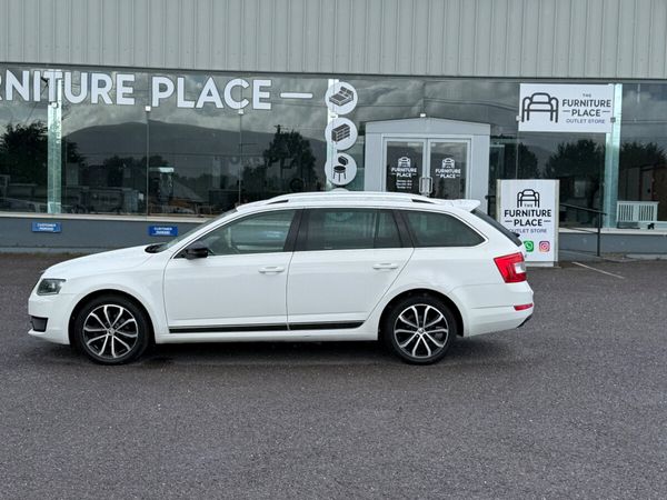 Skoda Octavia Estate, Diesel, 2016, White
