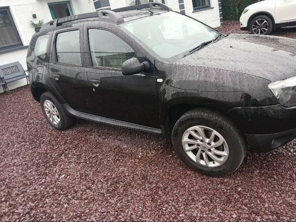 Dacia Duster SUV, Diesel, 2016, Black