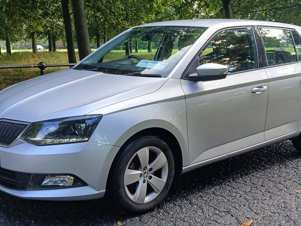 Skoda Fabia Hatchback, Petrol, 2018, Silver