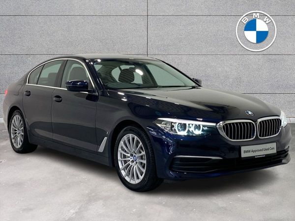 BMW 5-Series Saloon, Petrol Plug-in Hybrid, 2019, Blue