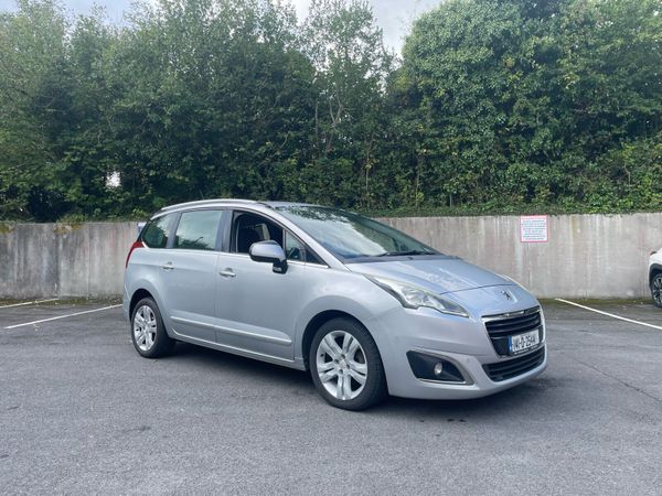 Peugeot 5008 MPV, Diesel, 2014, Grey