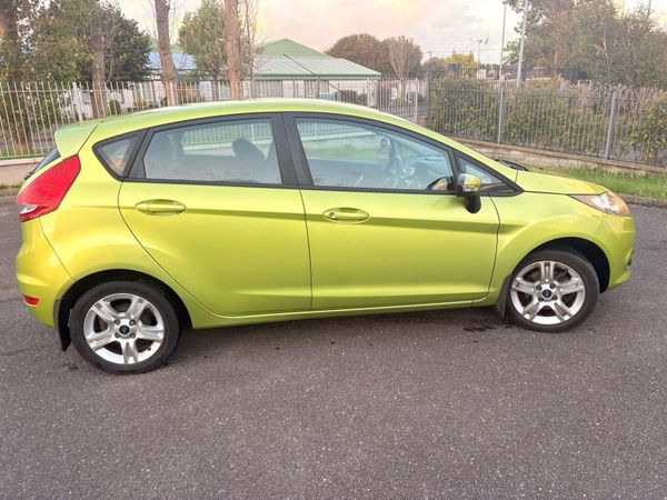 Ford Fiesta Hatchback, Petrol, 2010, Green
