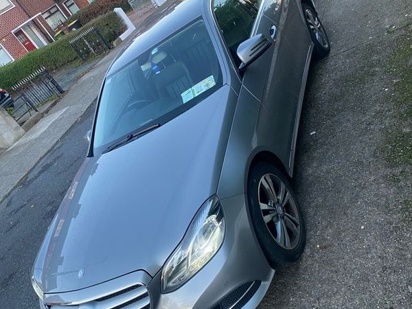 Mercedes-Benz E-Class Saloon, Diesel, 2014, Silver