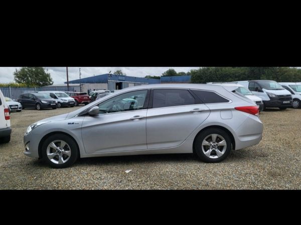 Hyundai i40 Estate, Diesel, 2015, Silver