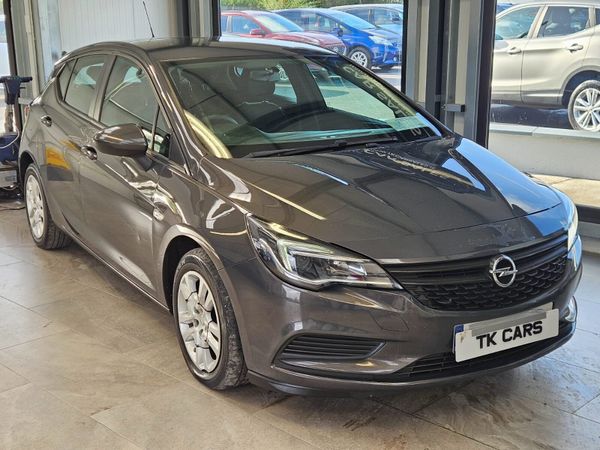 Opel Astra Hatchback, Diesel, 2016, Grey