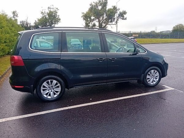 Volkswagen Sharan MPV, Diesel, 2013, Black