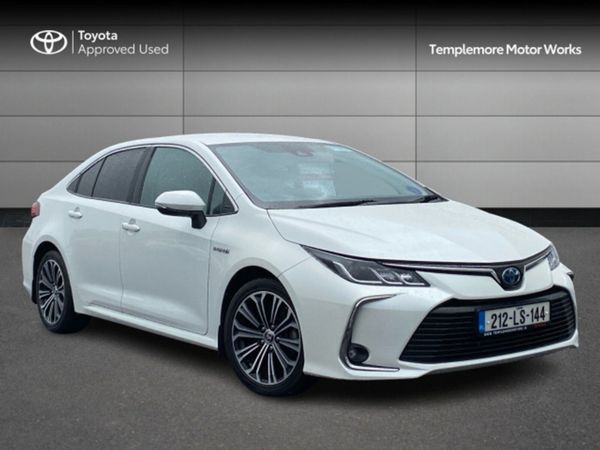 Toyota Corolla Saloon, Petrol Hybrid, 2021, White