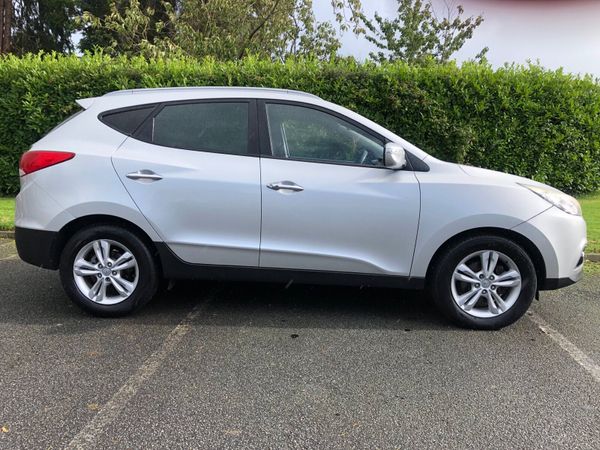 Hyundai ix35 SUV, Diesel, 2012, Silver