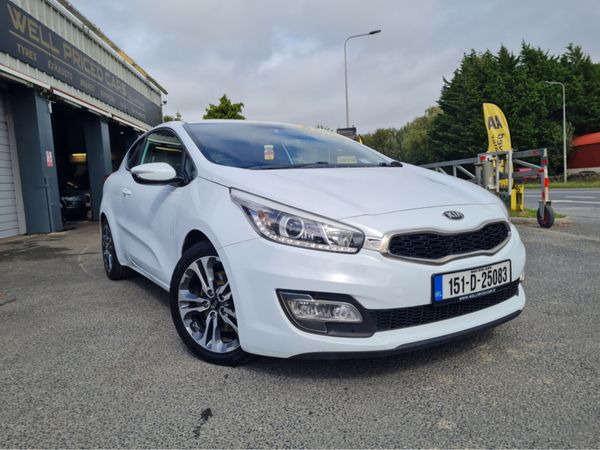 Kia Ceed Hatchback, Diesel, 2015, White
