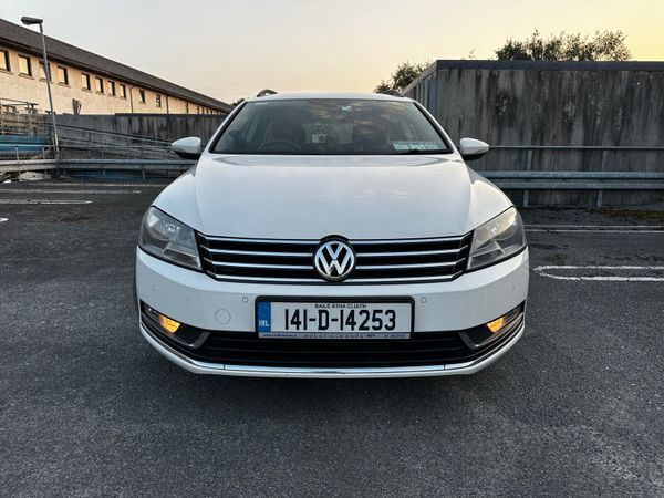 Volkswagen Passat Estate, Diesel, 2014, White