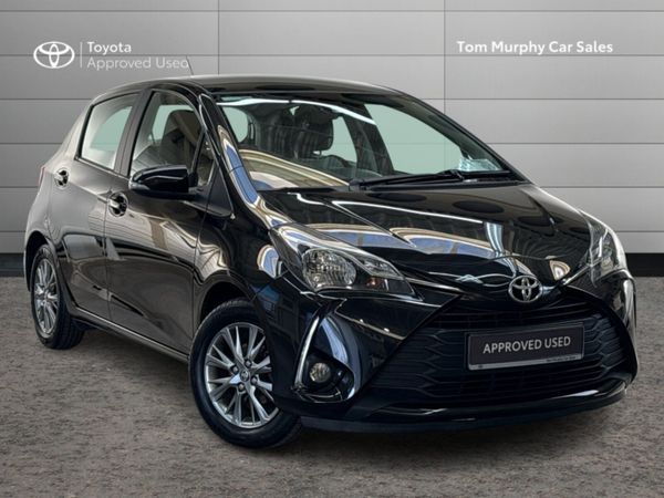 Toyota Yaris Hatchback, Petrol, 2018, Black