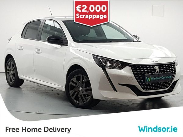 Peugeot 208 Hatchback, Petrol, 2022, White