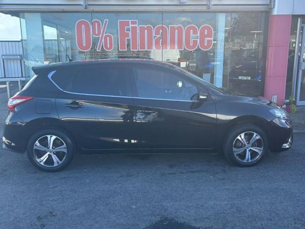 Nissan Pulsar MPV, Petrol, 2016, Black