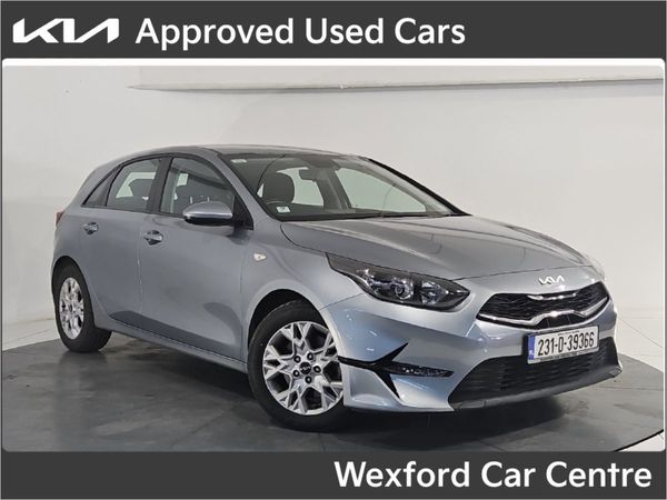 Kia Ceed Hatchback, Diesel, 2023, Silver