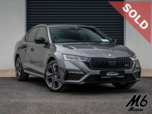 Skoda Octavia Hatchback, Hybrid, 2024, Grey