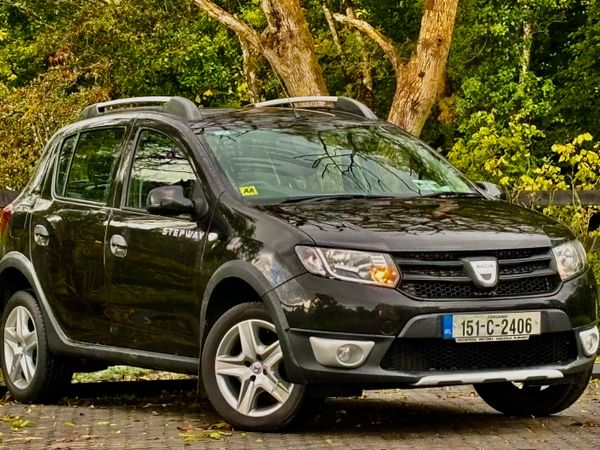 Dacia Sandero Stepway Hatchback, Diesel, 2015, Black