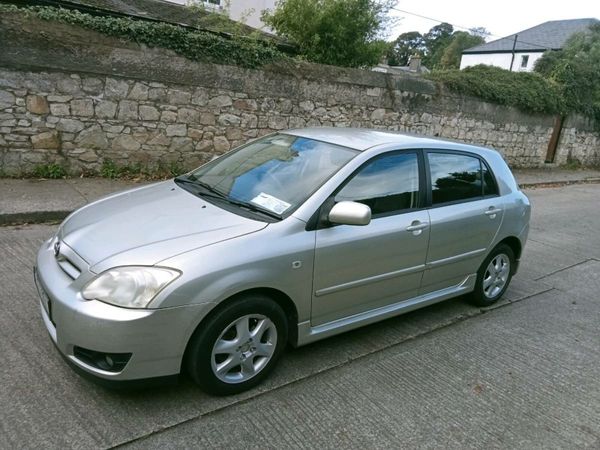 Toyota Corolla Hatchback, Petrol, 2006, Silver