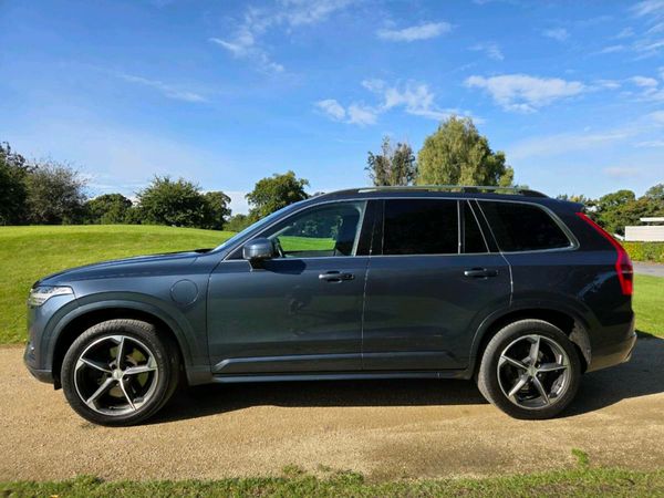Volvo XC90 SUV, Petrol Plug-in Hybrid, 2017, Blue