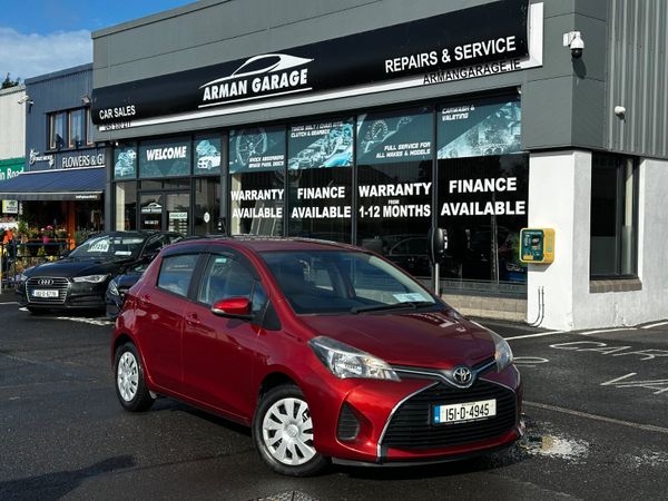 Toyota Yaris Hatchback, Petrol, 2015, Red