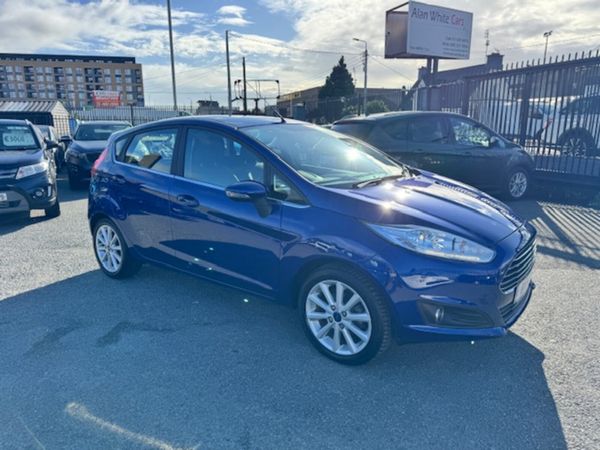 Ford Fiesta Hatchback, Petrol, 2016, Blue