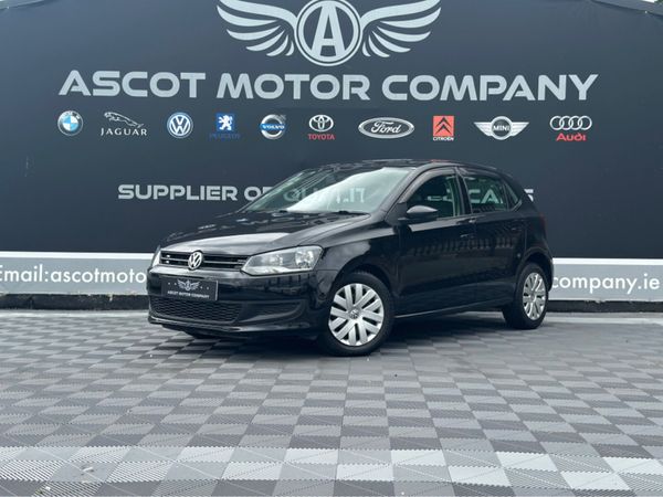 Volkswagen Polo Hatchback, Petrol, 2012, Black
