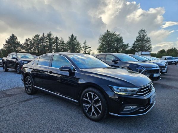 Volkswagen Passat Saloon, Diesel, 2022, Black