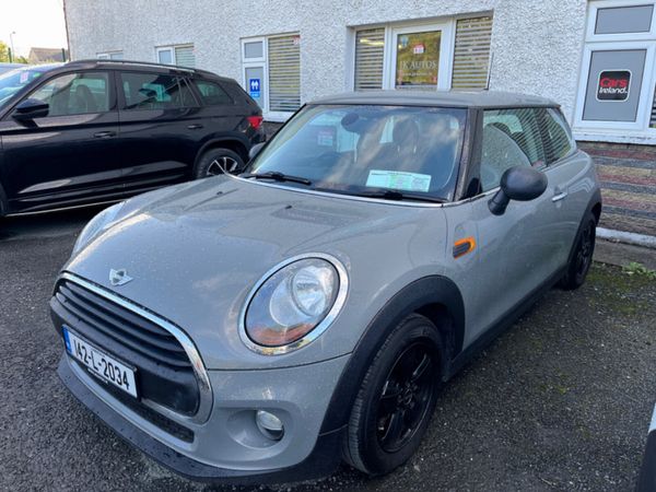 Mini Cooper Hatchback, Petrol, 2014, Grey