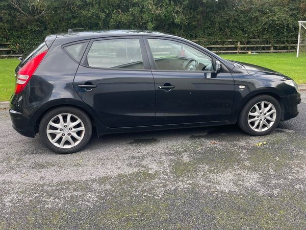 Hyundai i30 Hatchback, Diesel, 2010, Black