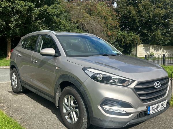 Hyundai Tucson SUV, Diesel, 2017, White