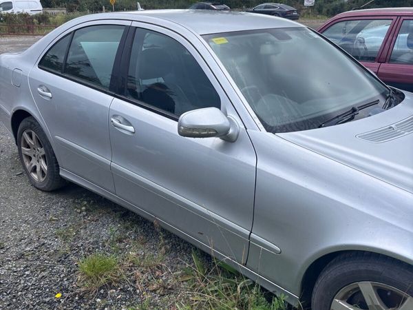 Mercedes-Benz E-Class Saloon, Diesel, 2007, Silver