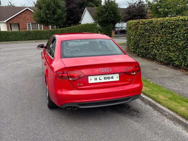 Audi A4 Saloon, Diesel, 2011, Red