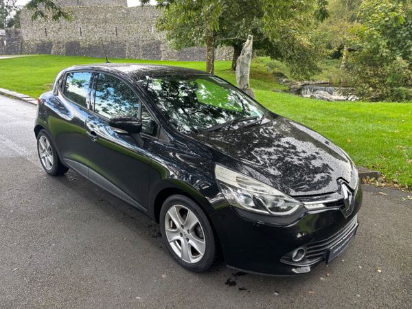 Renault Clio Hatchback, Petrol, 2015, Black