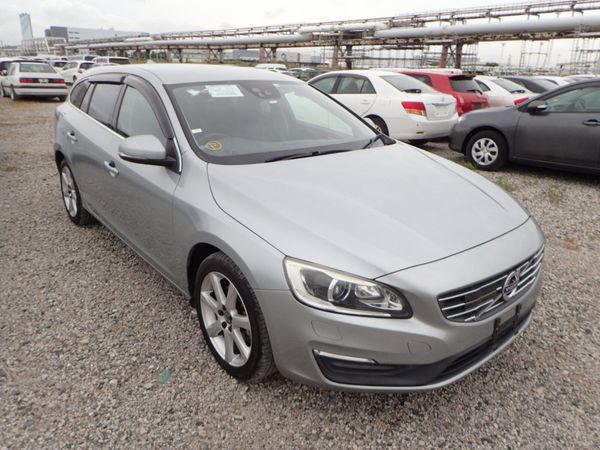Volvo V60 SUV, Diesel, 2016, Silver