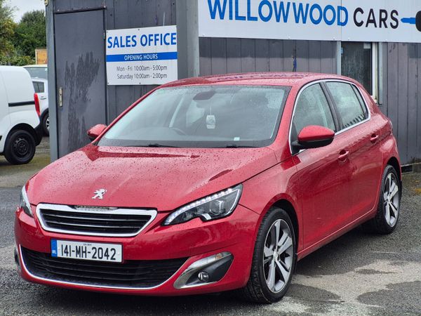Peugeot 308 Hatchback, Diesel, 2014, Red