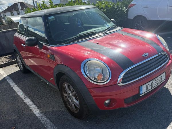 Mini First Hatchback, Petrol, 2010, Red
