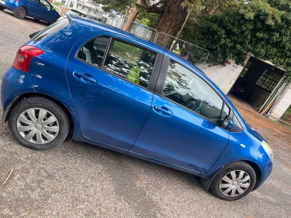 Toyota Yaris Hatchback, Petrol, 2008, Blue