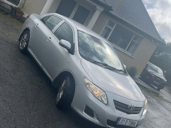Toyota Corolla Saloon, Diesel, 2007, Silver