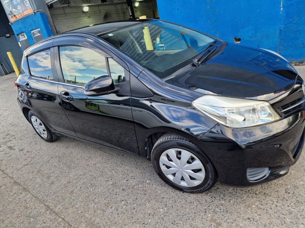 Toyota Vitz Hatchback, Petrol, 2012, Black