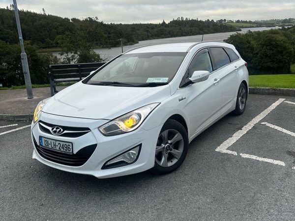 Hyundai i40 Estate, Diesel, 2013, White
