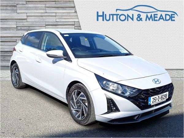 Hyundai i20 Hatchback, Petrol, 2025, 