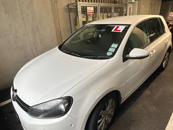 Volkswagen Golf Hatchback, Diesel, 2011, White