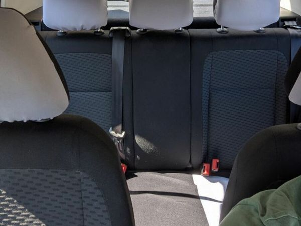 Skoda Fabia Hatchback, Petrol, 2011, Red